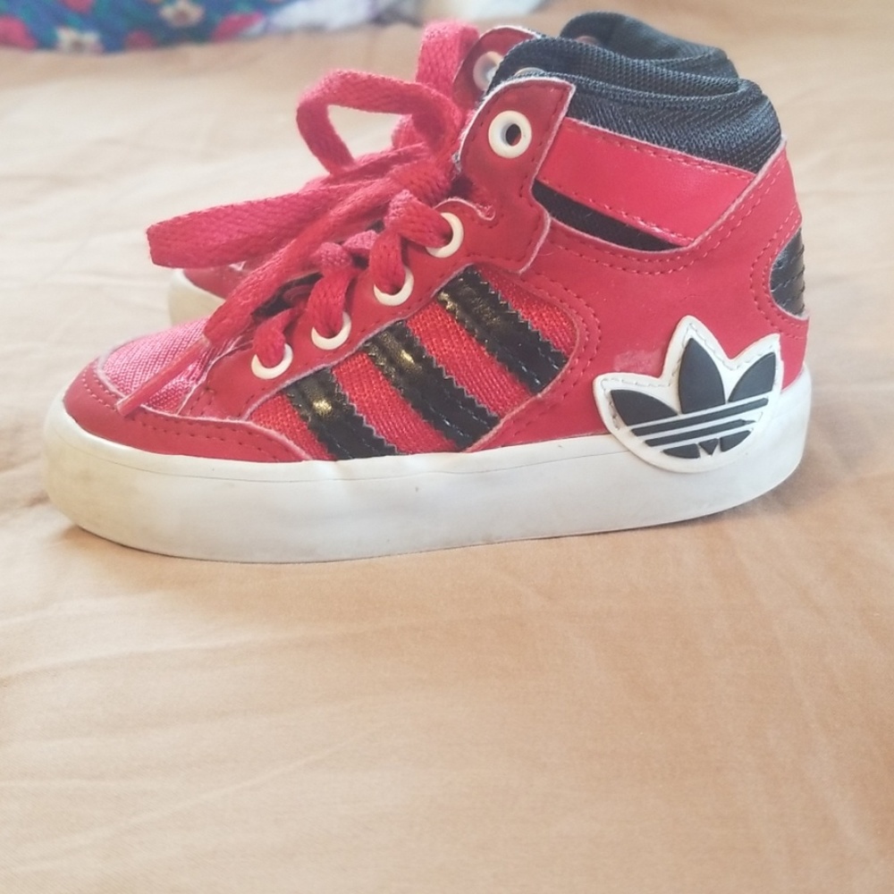 Adidas size 5c